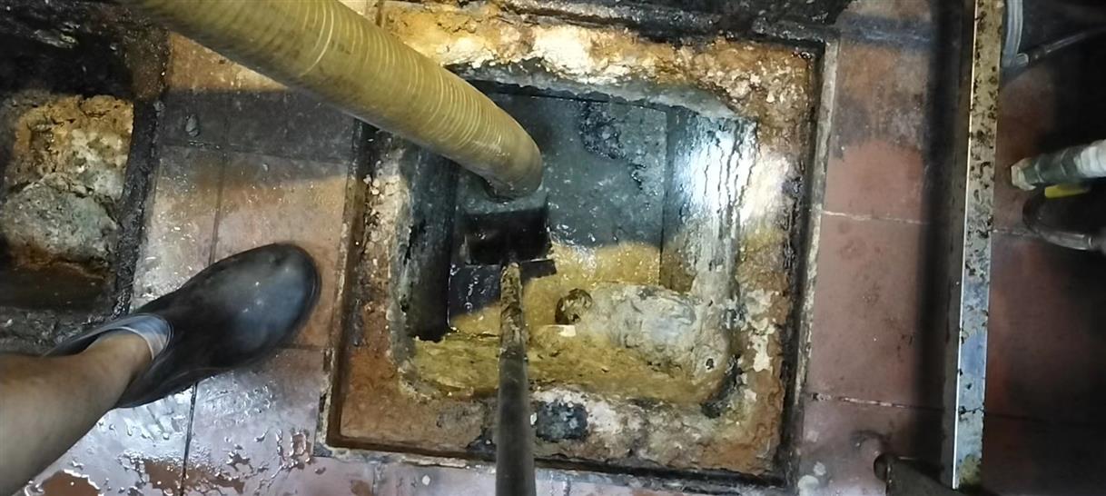 崇仁污水池清理一般都有毒气，怎么预防中毒呢？